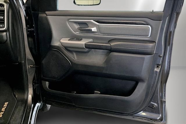 2020 RAM 1500 Big Horn Crew Cab 4x4 5'7" Box