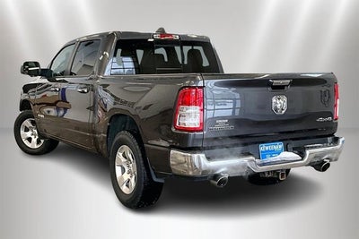 2020 RAM 1500 Big Horn Crew Cab 4x4 5'7" Box