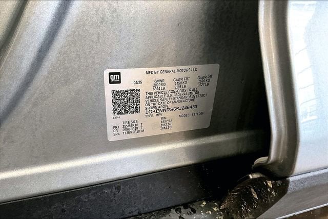 2025 GMC Acadia Elevation