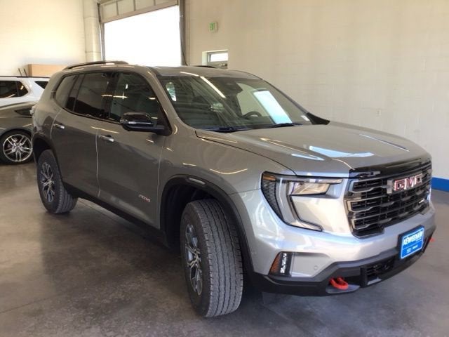 2025 GMC Acadia AT4