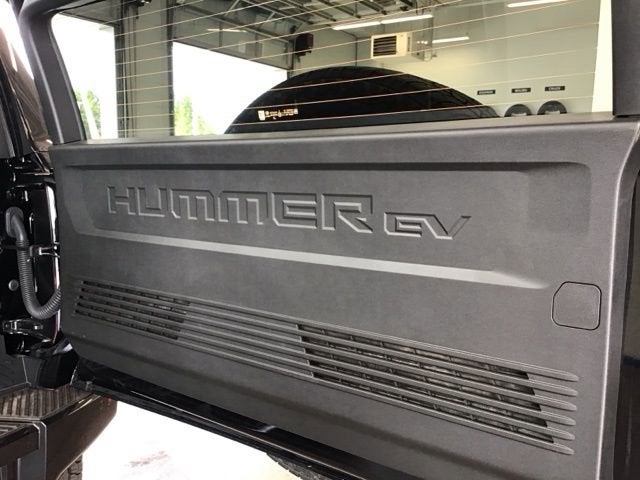 2025 GMC HUMMER EV SUV 3X