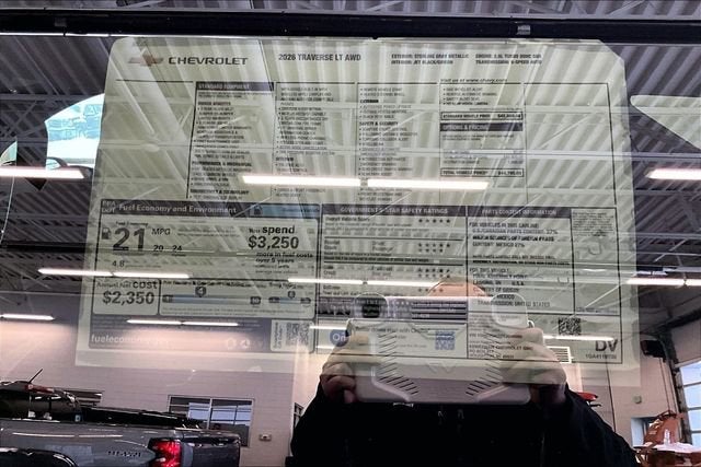 2026 Chevrolet Traverse LT