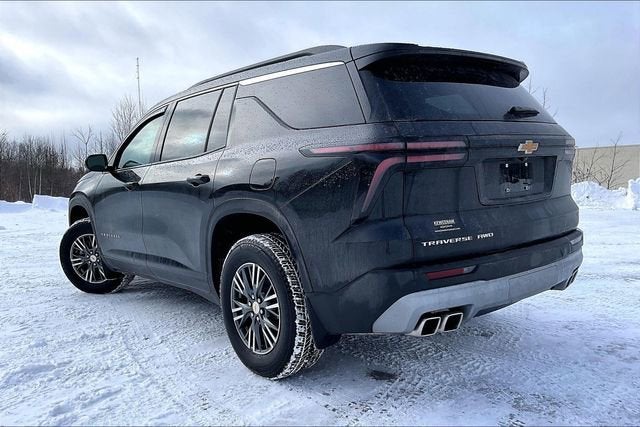 2024 Chevrolet Traverse LT