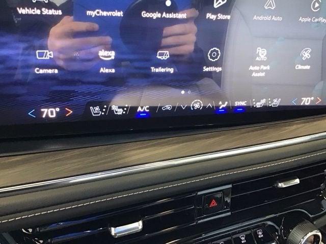 2025 Chevrolet Suburban Premier