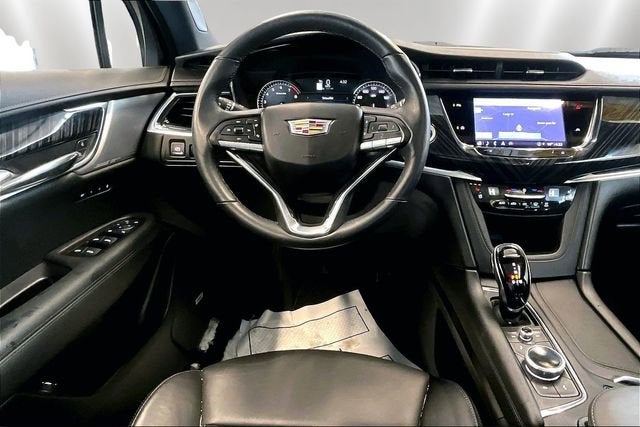 2025 Cadillac XT6 Premium Luxury