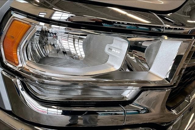 2020 RAM 3500 Tradesman Regular Cab 4x4 8' Box