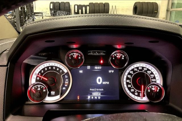 2018 RAM 2500 Laramie Crew Cab 4x4 6'4" Box