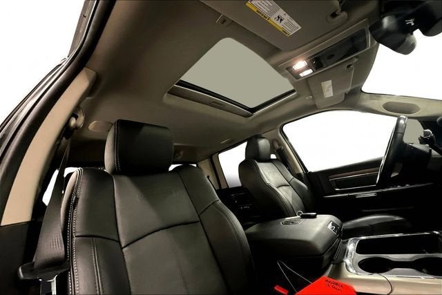 2018 RAM 2500 Laramie Crew Cab 4x4 6'4" Box