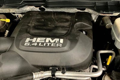 2018 RAM 2500 Laramie Crew Cab 4x4 6'4" Box