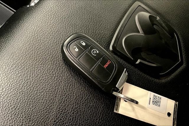 2018 RAM 2500 Laramie Crew Cab 4x4 6'4" Box