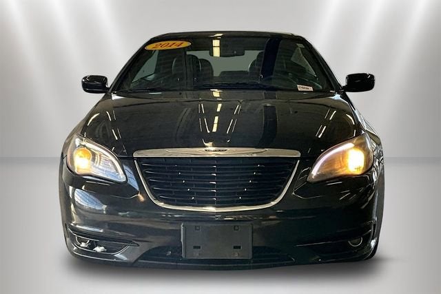 Used 2014 Chrysler 200 S with VIN 1C3BCBGG8EN157417 for sale in Houghton, MI