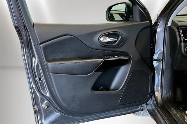 2019 Jeep Cherokee Altitude