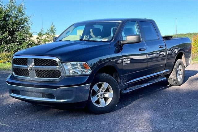 2019 RAM 1500 Classic SLT Crew Cab 4x4 6'4" Box