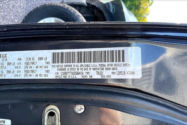 2019 RAM 1500 Classic SLT Crew Cab 4x4 6'4" Box