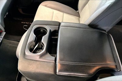 2020 RAM 1500 Big Horn Crew Cab 4x4 5'7" Box