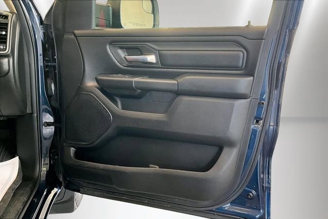 2019 RAM 1500 Tradesman Crew Cab 4x4 5'7" Box