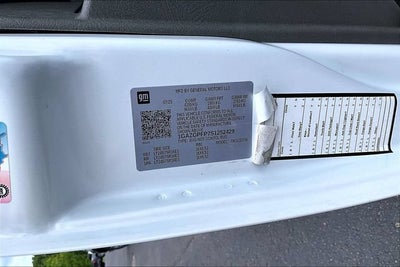2025 Chevrolet Express Passenger 1LT
