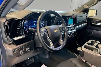 2025 Chevrolet Silverado 1500 LT (2FL)
