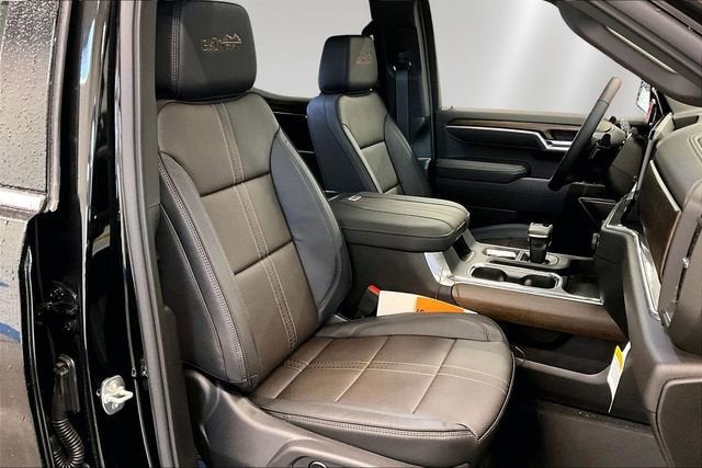 2026 Chevrolet Silverado 1500 High Country - Photo 11