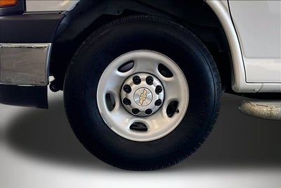 2024 Chevrolet Express Cargo 2500 WT