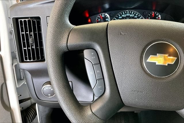 2024 Chevrolet Express Cargo 2500 WT