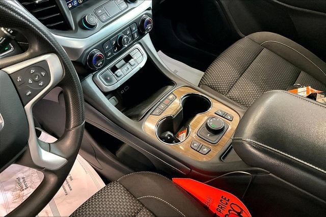2021 GMC Acadia SLE
