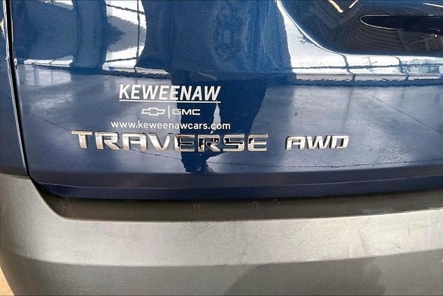 2023 Chevrolet Traverse LT Cloth