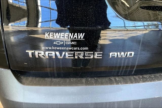 2023 Chevrolet Traverse LT Cloth
