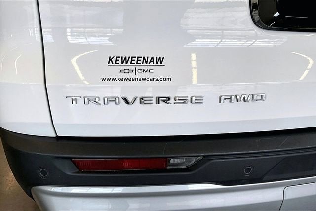 2025 Chevrolet Traverse LT