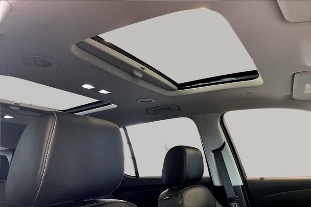 2020 Chevrolet Traverse LT Leather