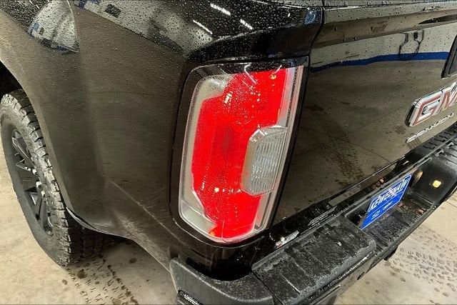 2022 GMC Canyon AT4 - Leather