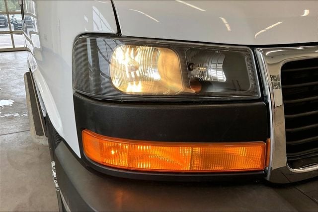 2023 GMC Savana Cargo 2500 Work Van