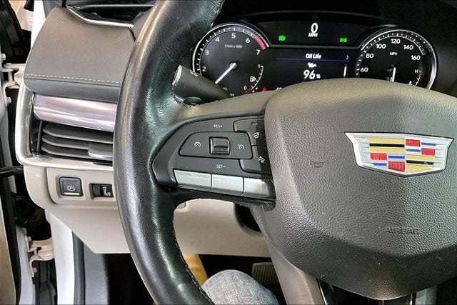 2022 Cadillac XT4 AWD Luxury
