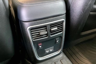 2023 Chrysler 300 Touring L AWD