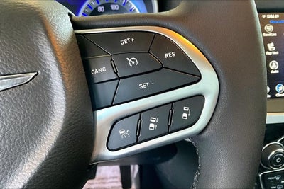 2023 Chrysler 300 Touring L AWD