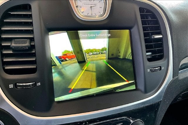 2023 Chrysler 300 Touring L AWD