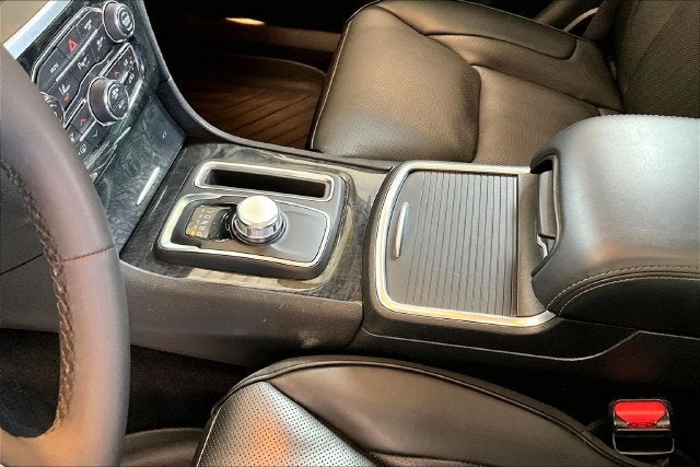 2023 Chrysler 300 Touring L AWD
