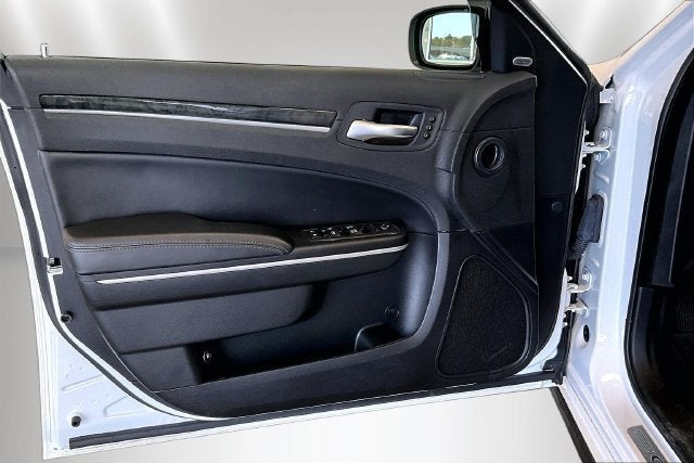 2023 Chrysler 300 Touring L AWD