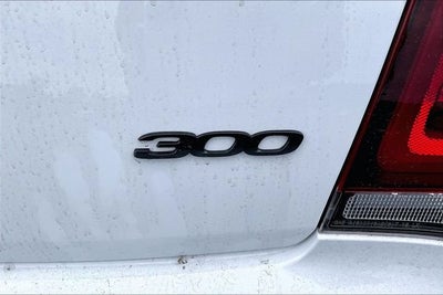 2023 Chrysler 300 Touring L AWD