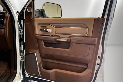 2022 RAM 2500 Limited Longhorn Crew Cab 4x4 6'4" Box