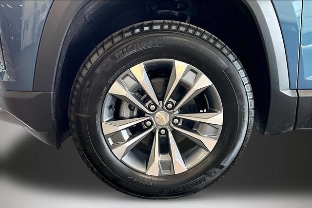 2026 Chevrolet Equinox LT - Photo 12