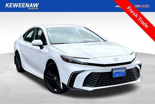 2025 Toyota Camry SE